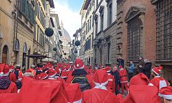 Domenica 15 dicembre 2019 grande successo per la 2^ edizione La Babbo Running oggi a Firenze