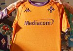 Quarta maglia della Fiorentina, è double face 