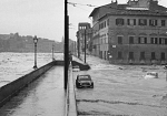 firenze-ricorda-lalluvione-del-1966-quando-larno-aggredi-la-citta