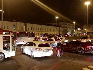 italia-siamo-pieni-di-macchine-40-milioni-per-60-milioni-di-abitanti