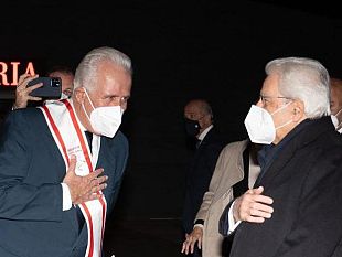 il-presidente-mattarella-a-firenze-applausi-ed-emozione