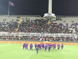 viola-allenamento-a-porte-aperte-con-tremila-eroici-tifosi