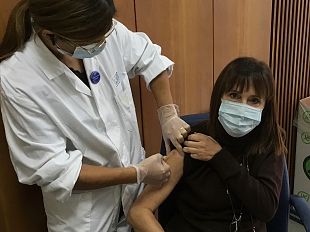 vaccini-anti-covid-la-toscana-parte-con-le-prenotazioni