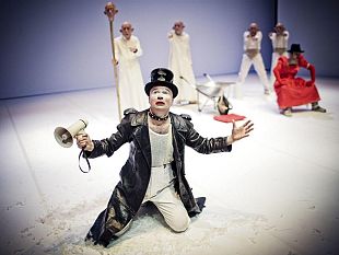 ubu-roi-il-teatro-non-convenzionale-di-roberto-latini