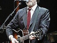 b205161826-de-gregori-e-maria-gadu-tra-i-protagonisti-della-prato-estate