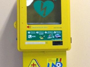 cardioprotezione-nuovi-defibrillatori-in-17-istituti-superiori-fiorentini