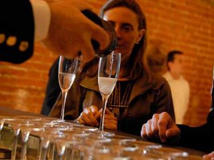 a911181529-successo-per-la-degustazione-di-vini-franciacorta