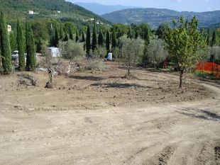 b012071611-completate-le-opere-di-demolizione-delle-villette-abusive-di-ontignano