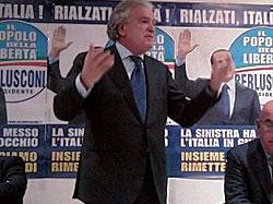 b111191827-partita-la-raccolta-di-firme-per-le-primarie-nel-pdl