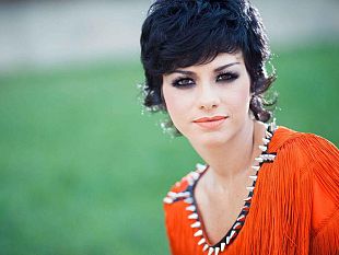 b210021845-hard-rock-cafe-dolcenera-concerto-piano-e-voce