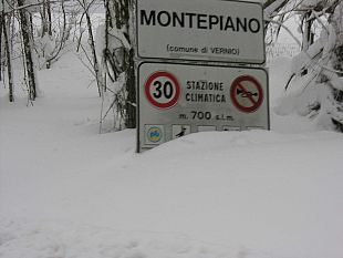 b302251559-neve-strade-percorribili-senza-particolari-problemi