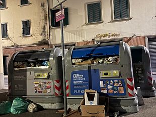 la-voragine-nei-rifiuti