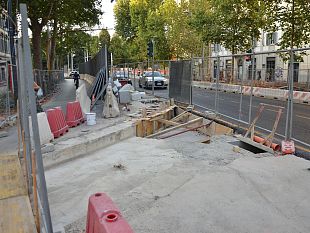 lastricato-in-pietra-di-piazza-san-marco-sostituirlo-ogni-otto-mesi