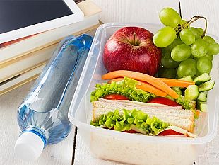 caos-mense-scolastiche-tornano-di-moda-schiscetta-e-fai-da-te