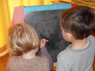 prato-nove-passi-per-costruire-una-citta-amica-dei-bambini