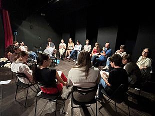 i-ciuchi-mannari-torna-la-scuola-di-critica-teatrale-per-adolescenti