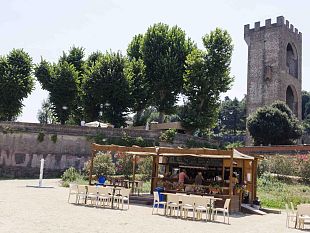 la-spiaggia-sullarno-riapre-con-la-serata-di-beneficenza
