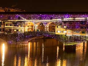 luci-e-disegni-di-natale-sui-monumenti-che-spettacolo