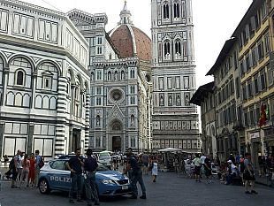 signoria-duomo-e-san-giovanni-stop-pubblicita-cantieri
