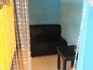 sesso-e-droga-in-camerino-telecamere-nascoste-dalla-guardia-di-finanza