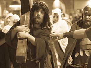 grassina-in-migliaia-alla-rievocazione-della-passione-di-cristo