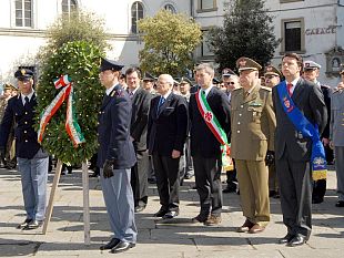 a904260130-25-aprile-firenze-ha-ricordato-il-64-anniversario-della-liberazione