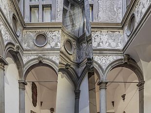 pezzi-di-pace-in-palazzo-bartolini-salimbeni