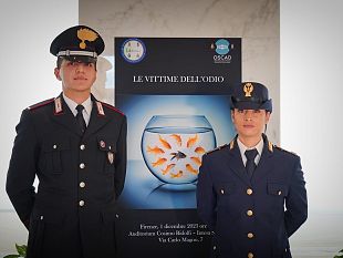 le-vittime-dellodio-la-polizia-insieme-agli-studenti-fiorentini