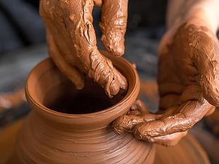 a-pisa-la-piu-grande-mostra-sulla-ceramica