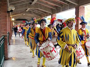 raccon-ti-amo-firenze-il-calcio-in-costume