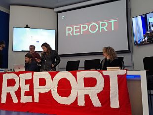 bomba-sotto-casa-auto-esplosa-solidarieta-a-ranucci