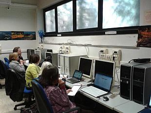 tutto-sui-computer-con-la-palestra-informatica-per-anziani