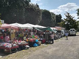 firenze-domani-torna-il-mercato-delle-cascine-solo-alimentari