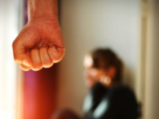 violenza-sulle-donne-decalogo-polizia-skuolanet-per-prevenirla