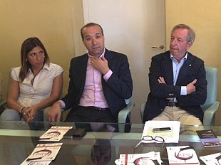 b205151735-di-vini-profumi-la-presentazione-a-palazzo-buonamici