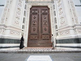 coronavirus-preghiera-delle-religioni-in-santa-croce
