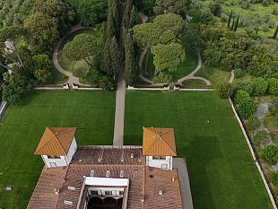 villa-le-corti-apre-i-suoi-giardini