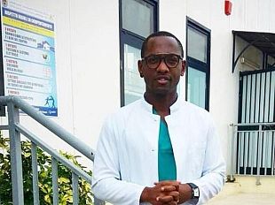 andi-il-medico-di-cantu-rifiutato-perche-nero-su-radio-fiesole