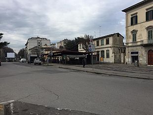 cure-sparisce-il-mercato-iniziano-i-lavori-per-la-nuova-piazza