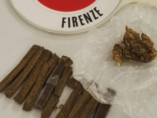 sequestrati-3-kg-di-droga-a-24enne-nascondeva-lhashish-in-macchina