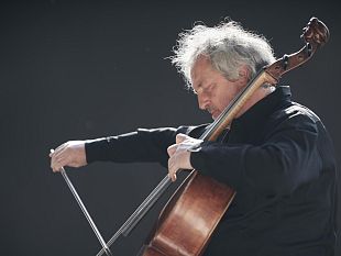 mario-brunello-violoncellista-fuori-dagli-schemi-torna-con-lort