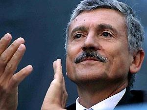 b104271643-massimo-d-alema-venerdi-e-sabato-prossimi-sara-in-toscana