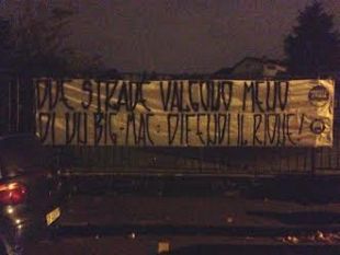 b312211149-due-strade-blitz-di-casaggi-contro-apertura-mc-donald-s