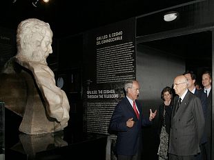 a905262328-galileo-gli-applausi-dei-fiorentini-per-il-capo-dello-stato