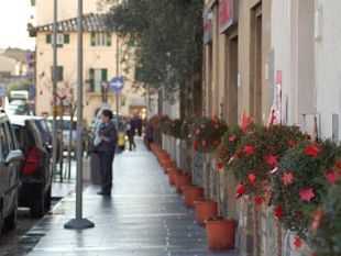 b201041405-liberalizzazioni-tutti-contro-l-apertura-dei-negozi