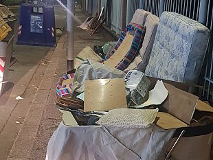 villa-favard-una-discarica-ai-cancelli-che-degrado