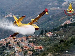 rogo-versilia-ancora-non-e-sotto-controllo