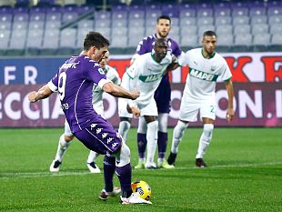 il-rigore-di-vlahovic-salva-la-fiorentina