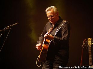 il-maestro-della-chitarra-acustica-tommy-emmanuel-incanta-lobihall