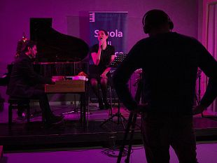 light-gospel-choir-concerto-di-natale-pro-att-online-in-versione-ridotta